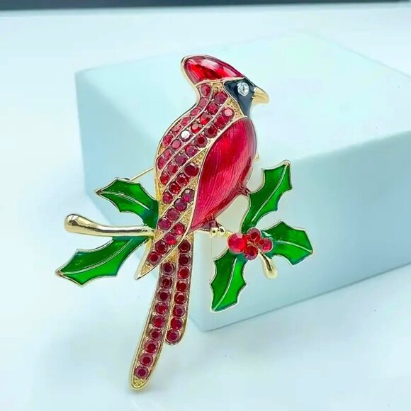 Red Cardinal Brooch Rhinestone Bird Enamel Pin Gold Branch Holiday Heaven Pretty - Picture 1 of 4